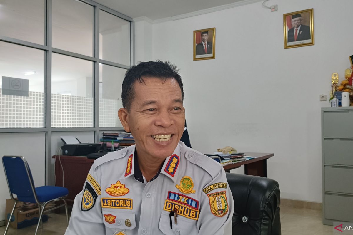 Dishub Kota Jayapura batasi jam operasional truk kontainer saat HAN