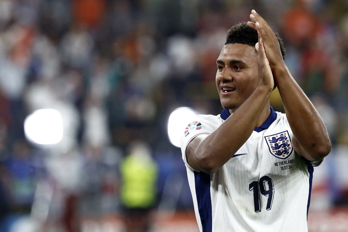 Ollie  Watkins waspadai kekuatan pemain sayap Spanyol