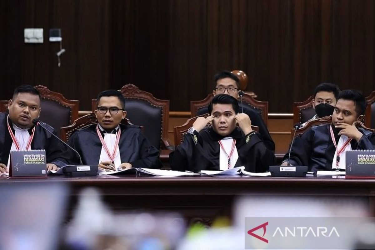 Mahasiswa gugat penetapan syarat usia calon kepala daerah ke MK