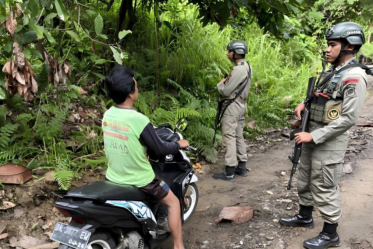 Polda Sulteng gencarkan razia kendaraan cegah penyebaran paham radikal di Poso