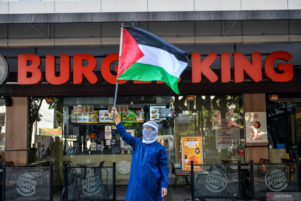 MUI reminds public to continue boycotting Israeli products