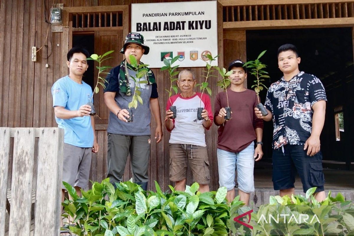 TNI bantu kembangkan pertanian suku Dayak di Pegunungan Meratus Kalsel