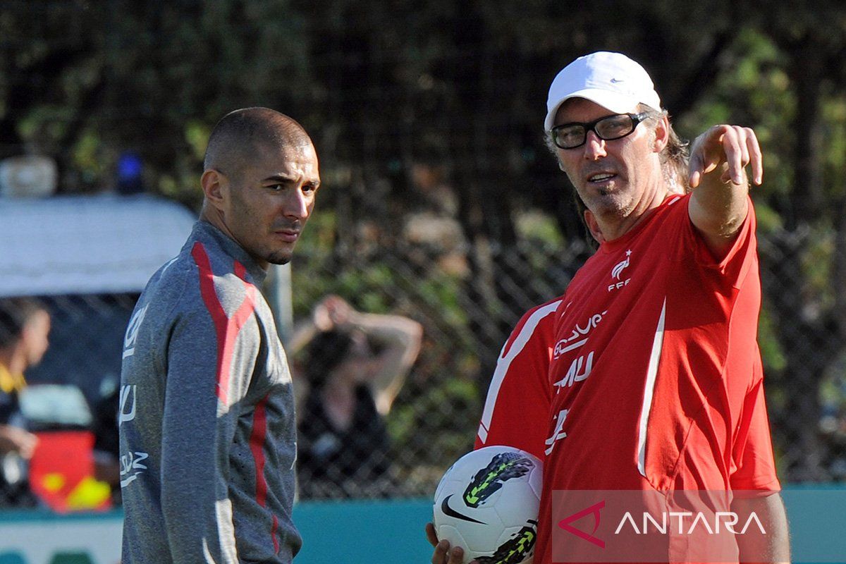 Laurent Blanc dan Karim Benzema reuni di Al-Ittihad