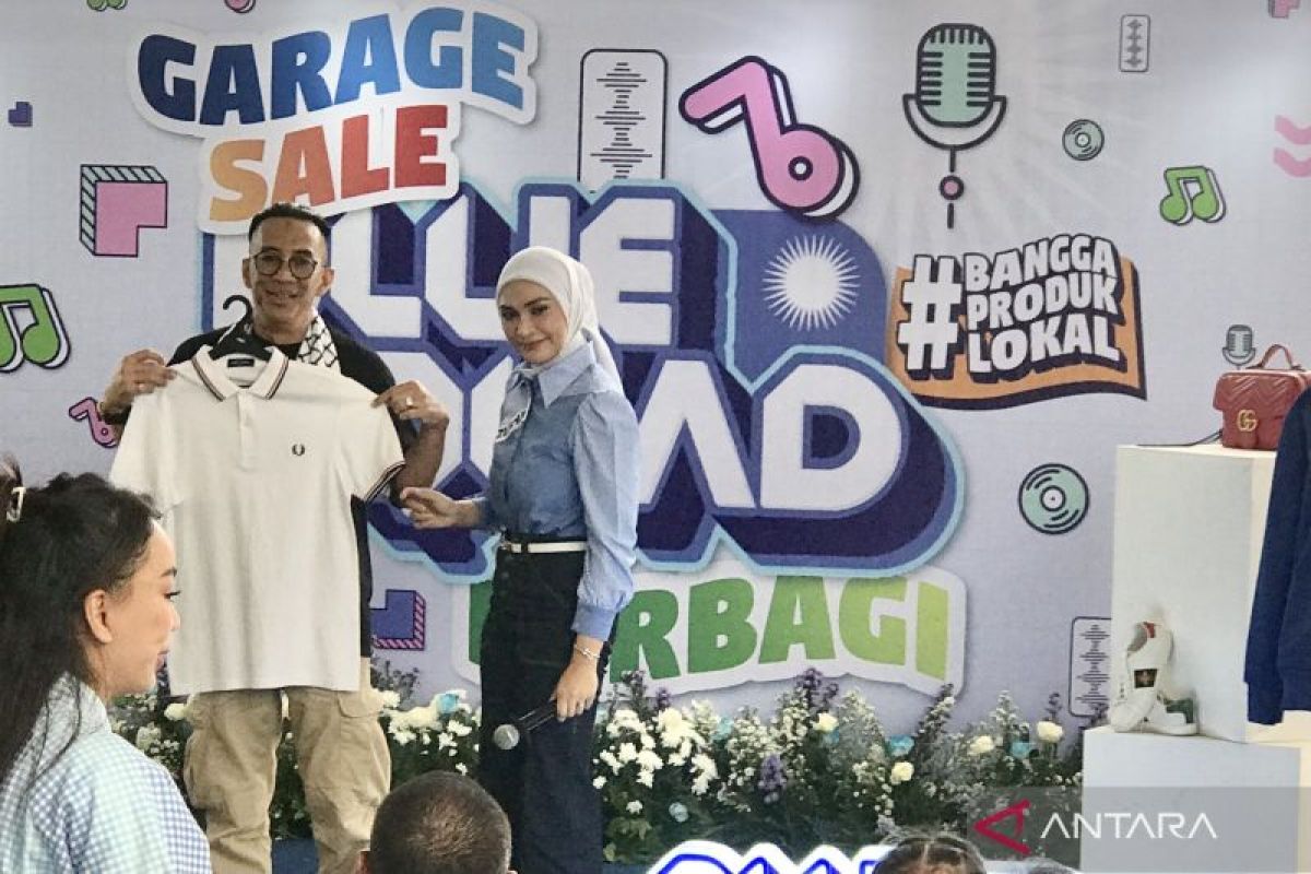 Zulhas lelang baju dan sepatunya laku Rp30 juta untuk Palestina