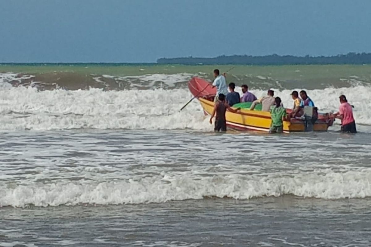 Gelombang tinggi di perairan Maluku Utara, ini imbauan BMKG