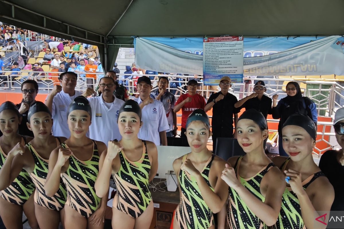 800 pelajar ikuti kejuaraan renang perebutkan Piala KONI Kabupaten Bekasi