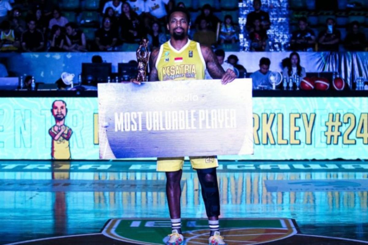 Pebasket Kentrell Barkley raih gelar MVP IBL 2024