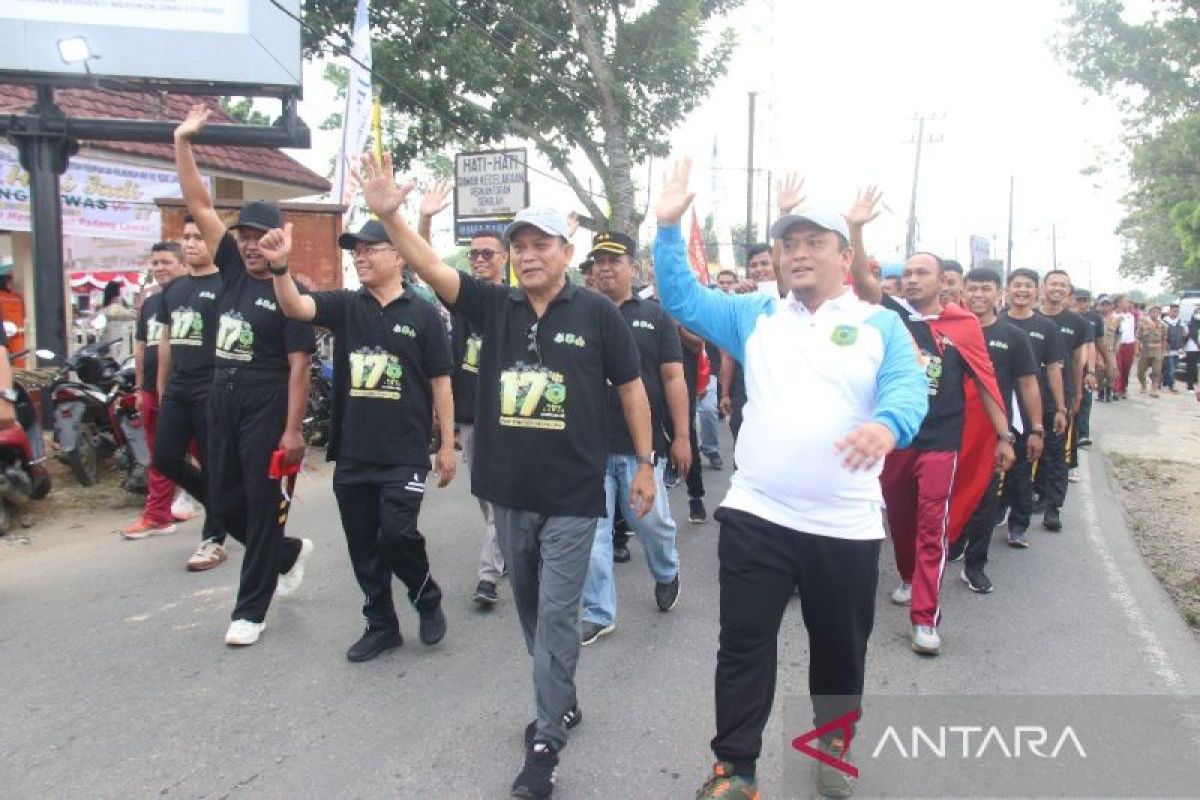 Ribuan peserta ikuti jalan santai di Padang Lawas