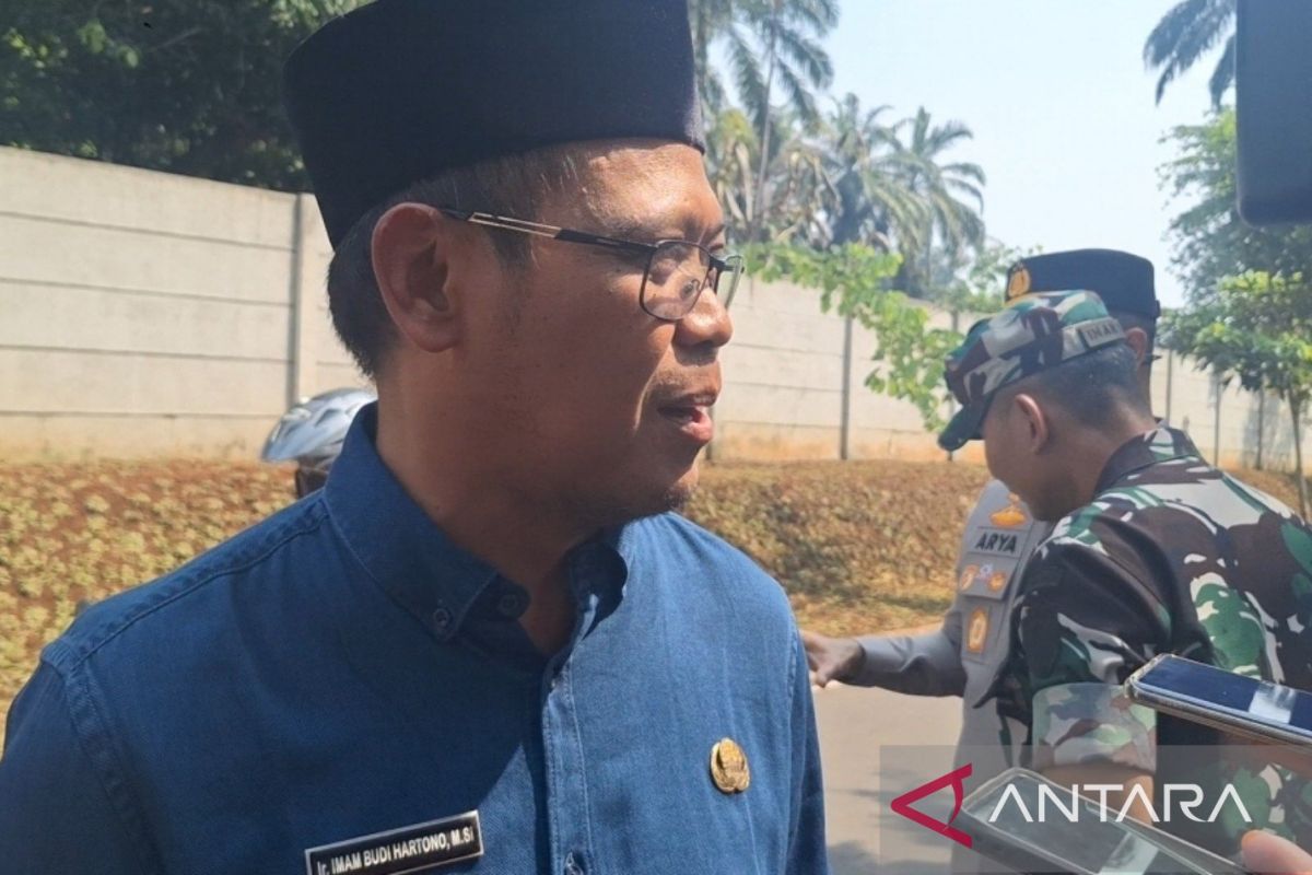 Pemkot Depok imbau orang tua dapat antar anaknya ke sekolah hari pertama