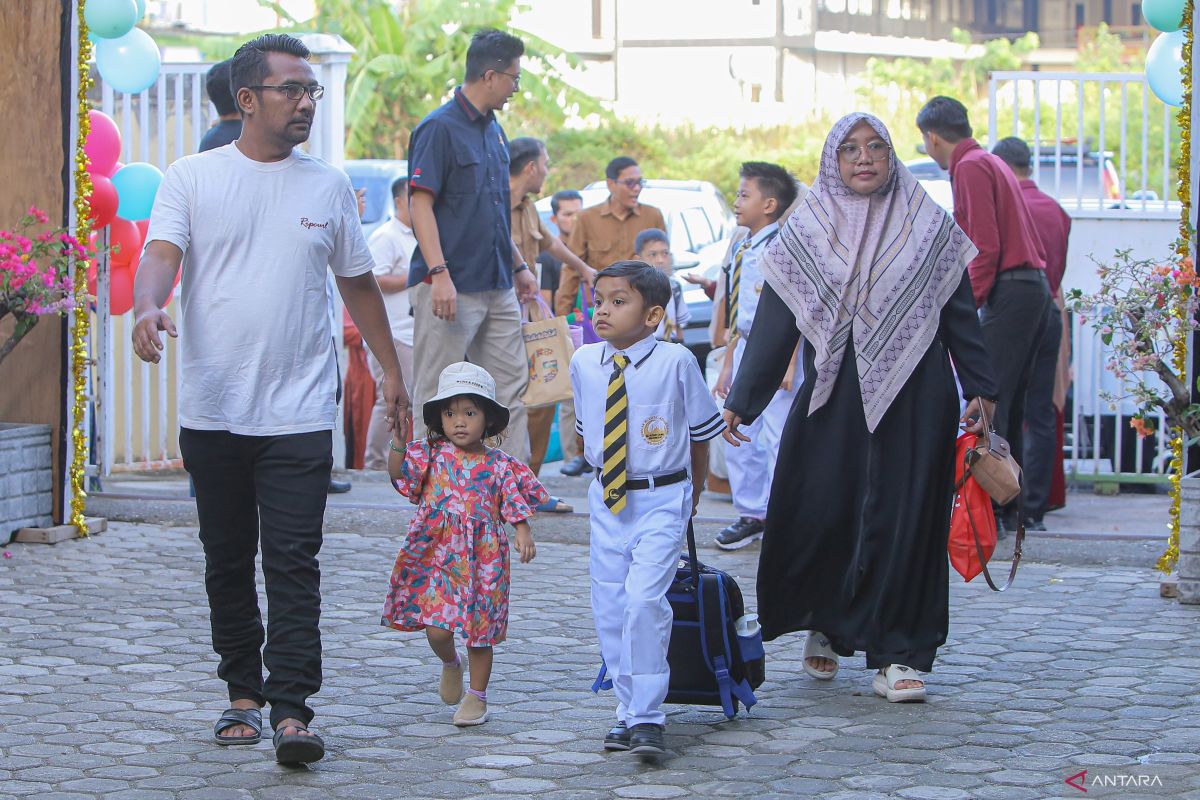 Wali kota minta orang tua di Lhokseumawe dampingi anak selama MPLS