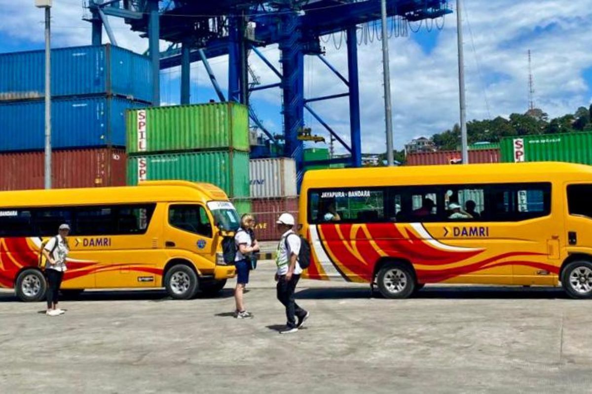 DAMRI hubungkan Bandara Sentani ke Kota Jayapura