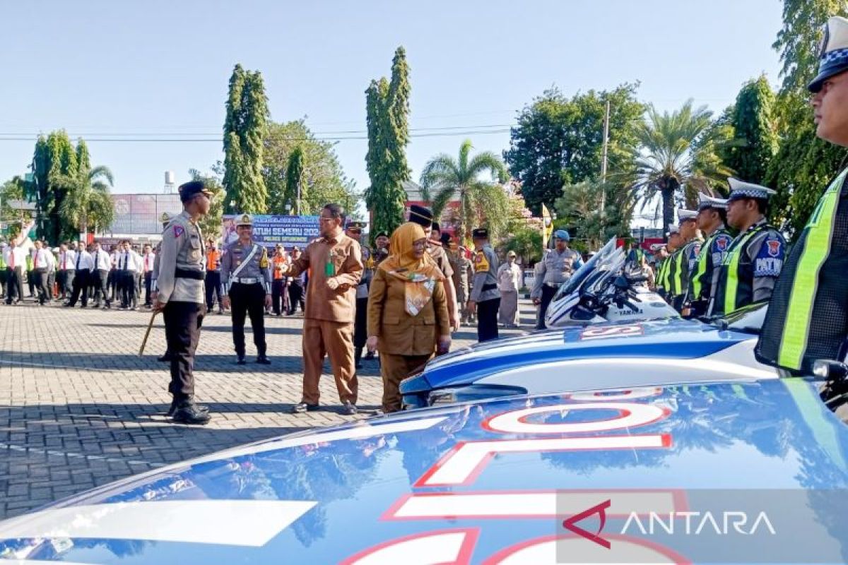 Polisi sasar pengendara gunakan handphone dalam Operasi Patuh Semeru