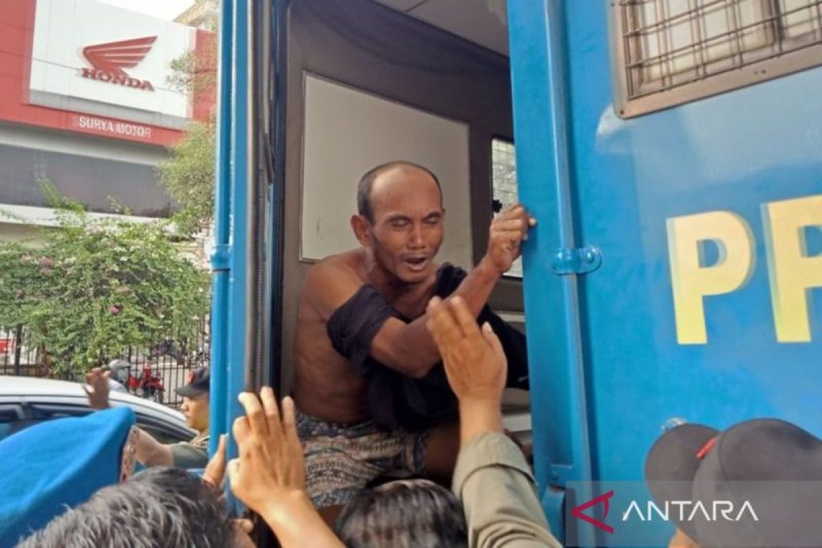 Jakarta Barat bersiap terapkan Tipiring pada pengasong-pengamen