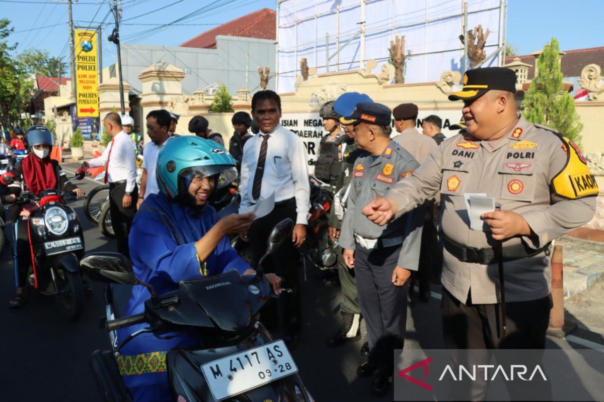 Kapolres Pamekasan pimpin langsung operasi patuh hari pertama