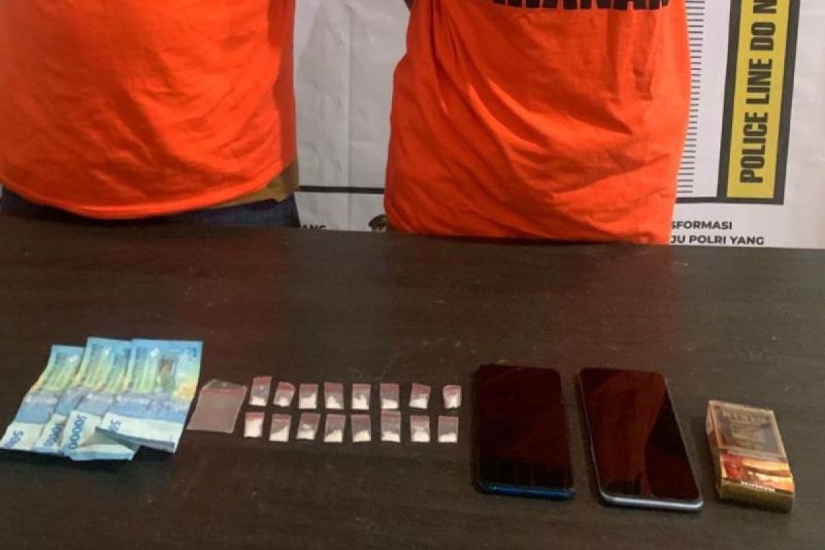 Polres Simalungun amankan dua pengedar narkoba, ada 3,30 gram sabu