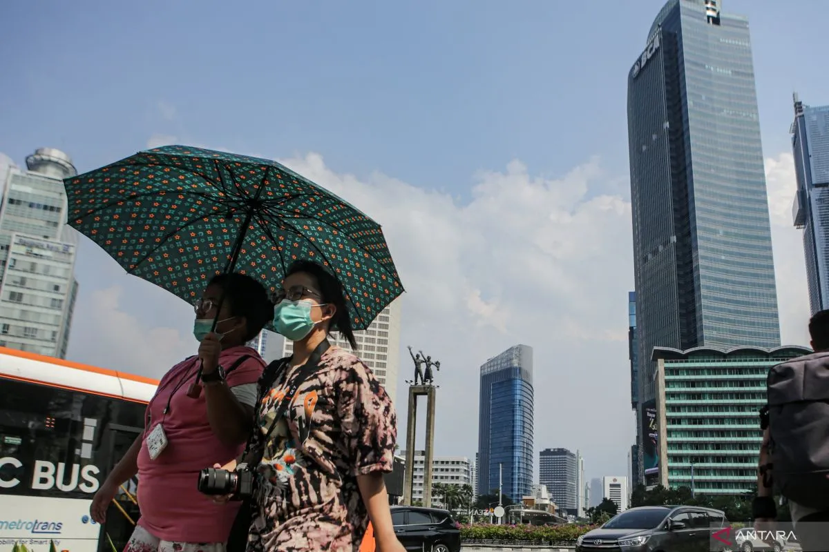 Rabu, cuaca Jakarta diperkirakan cerah dan berawan tebal