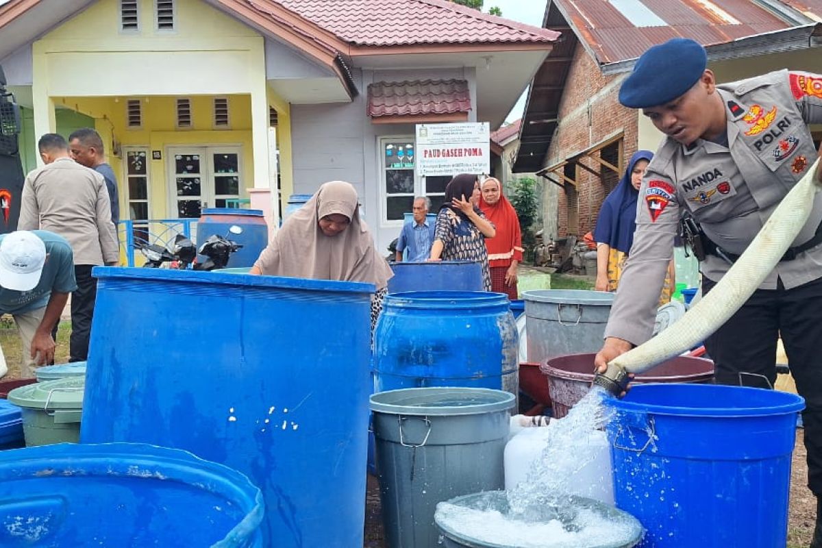 Kekeringan Aceh Besar, warga Lhoknga puasa sunnah minta hujan