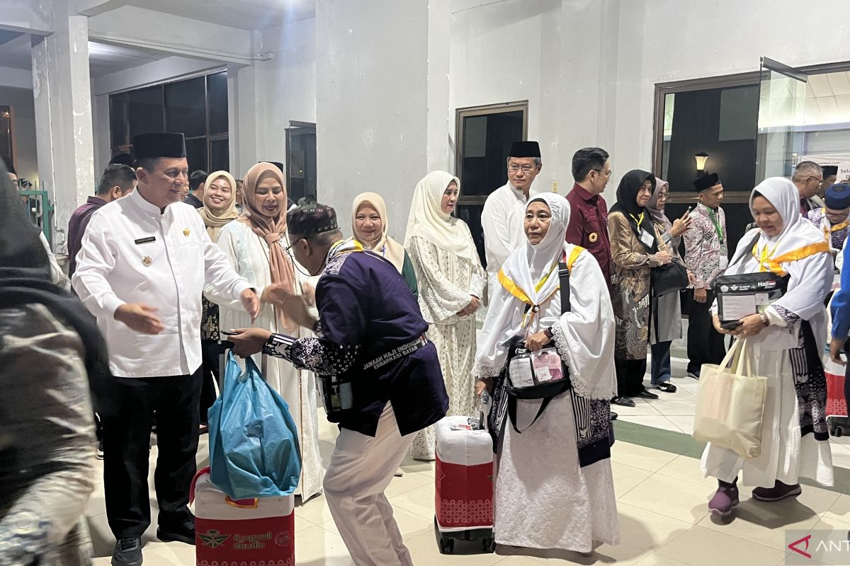9 254 Haji Debarkasi Batam Sudah Kembali Ke Tanah Air ANTARA News 9 254 Haji Debarkasi Batam Sudah Kembali Ke Tanah Air ANTARA News