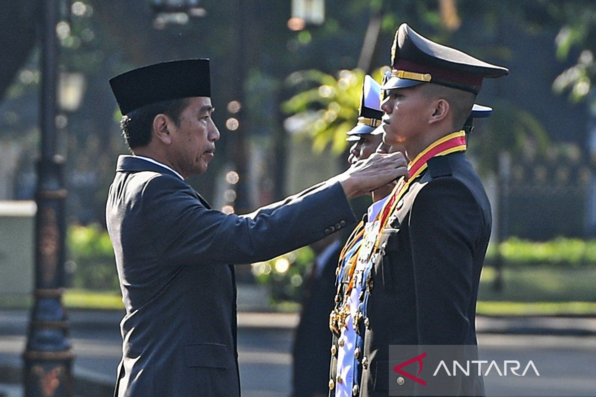 Presiden minta perwira TNI-Polri jadi pembelajar yang cepat