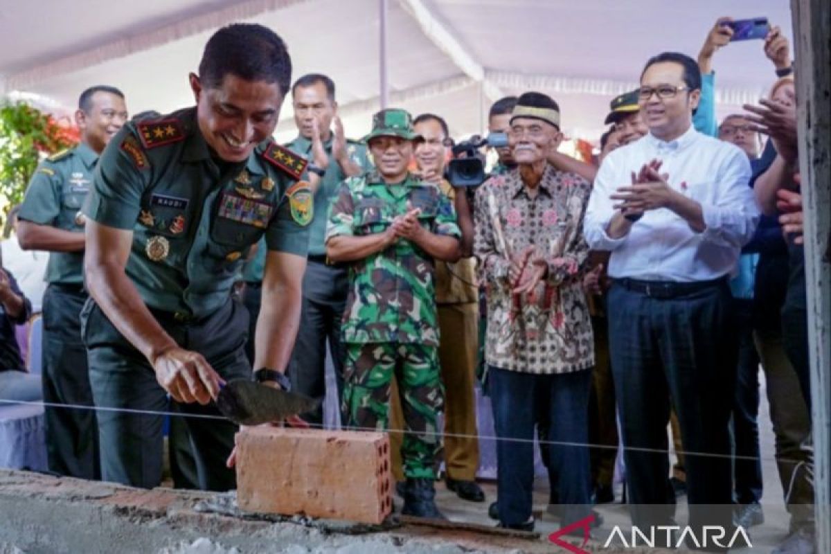 Prajurit Kodam Sriwijaya bantu rehabilitasi 3.369 RTLH di Sumbagsel