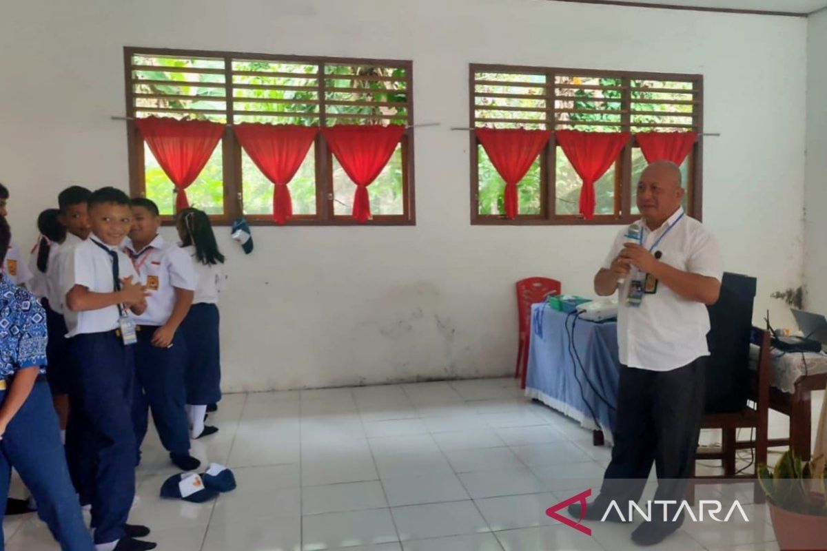 Kemenag sosialisasi dampak buruk judi daring kepada pelajar di Sulut