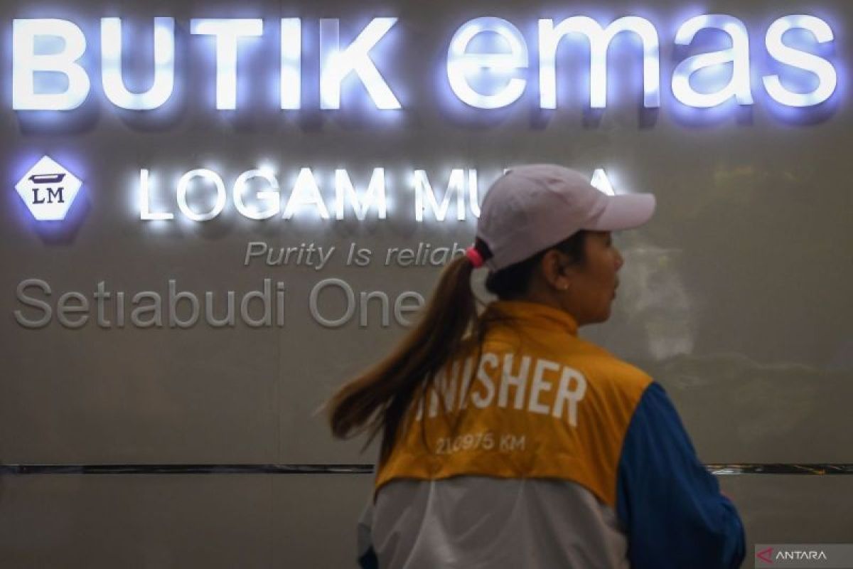 Info harga emas Antam, naik Rp3.000 per gram