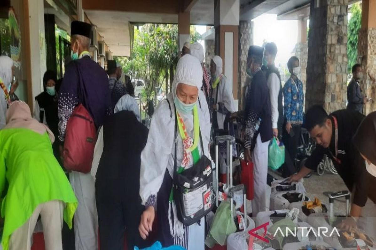 Debarkasi Solo: Empat kloter jamaah haji Jateng dan DIY tiba hari ini