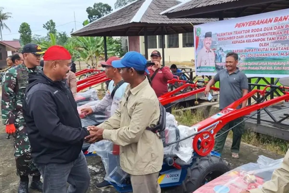 Bupati Kukar ajak petani  akses kredit peningkatan produksi