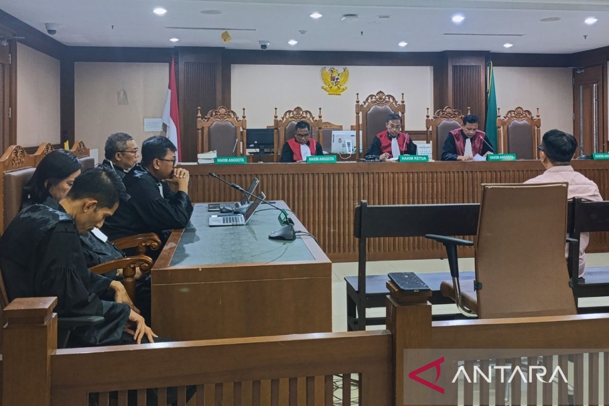 Mantan Dirjen Kemendagri Ardian Noervianto divonis 4 tahun 6 bulan terbukti terima suap