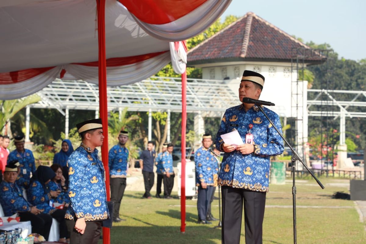 Bupati Tangerang ajak ASN pegang teguh slogan BerAKHLAK