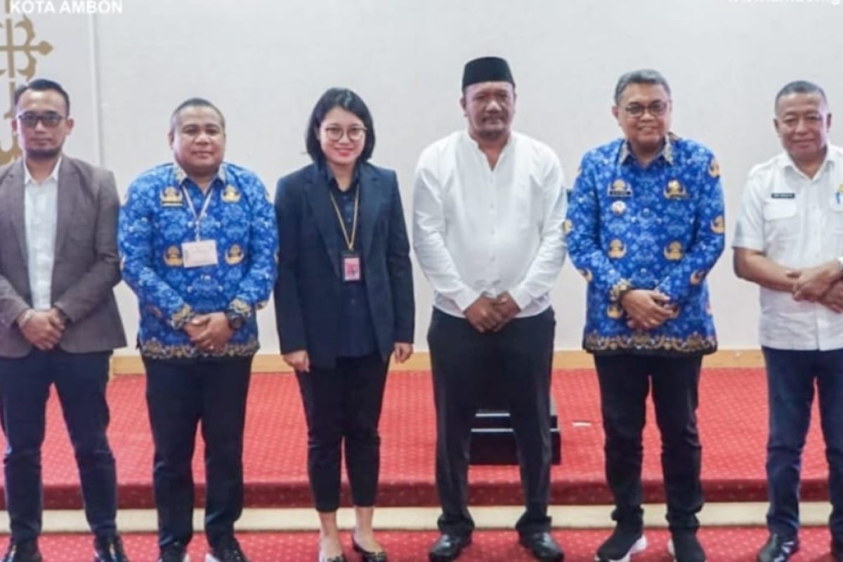 Angkasa  Pura Ambon salurkan bantuan TJSL dukung desa wisata Laha