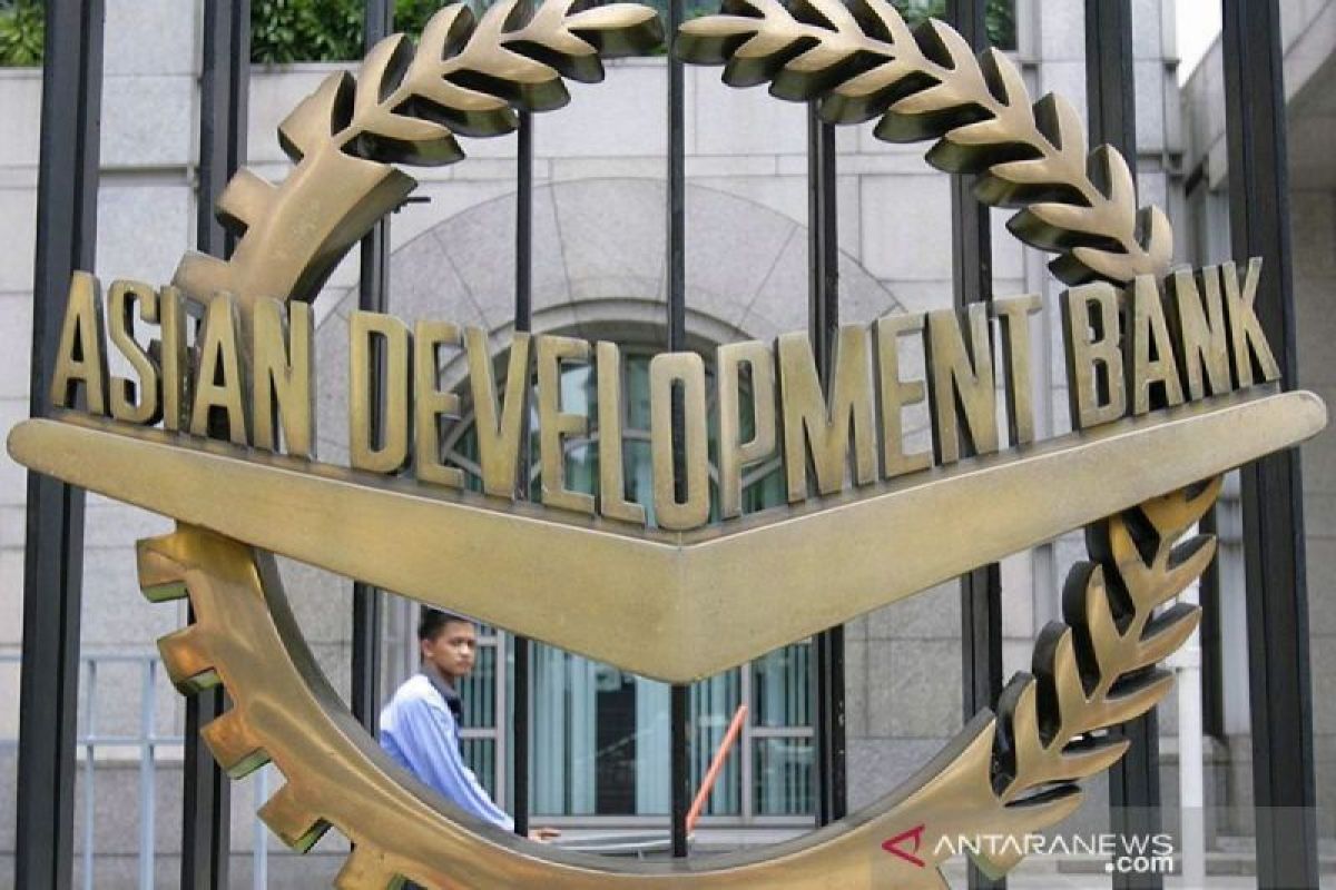 ADB revisi naik ekonomi Asia dan Pasifik 2024 naik jadi 5 persen