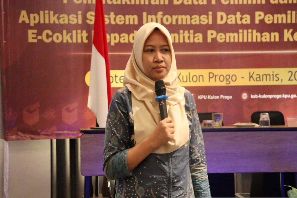 KPU Kulon Progo masih menelusuri data pemilih Pilkada 2024