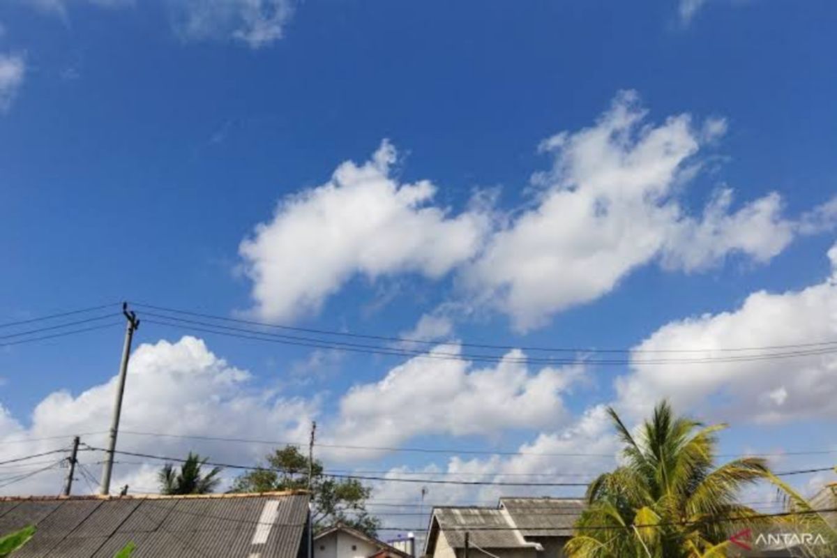 Kota Medan hari ini  berpotensi hujan, berikut penjelasan lengkap BMKG