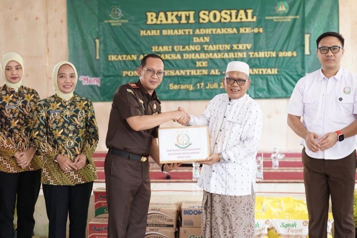 Kejati Banten peringati Hari Bhakti Adhyaksa dengan donor darah hingga baksos