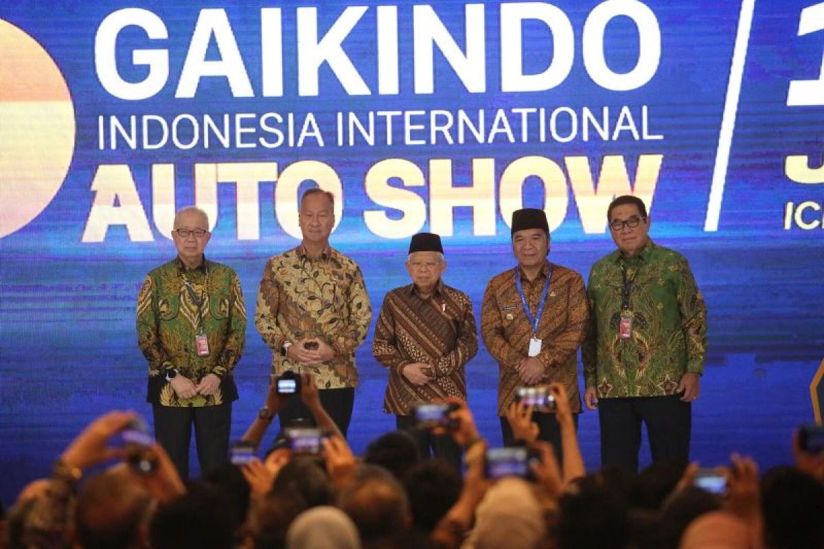 Banten kemarin, studi lapangan polri, GIIAS hingga longsor di Bojonegara