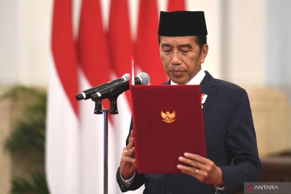 Top News kemarin, dari rencana gaji PNS naik hingga potensi ekonomi hijau kelapa