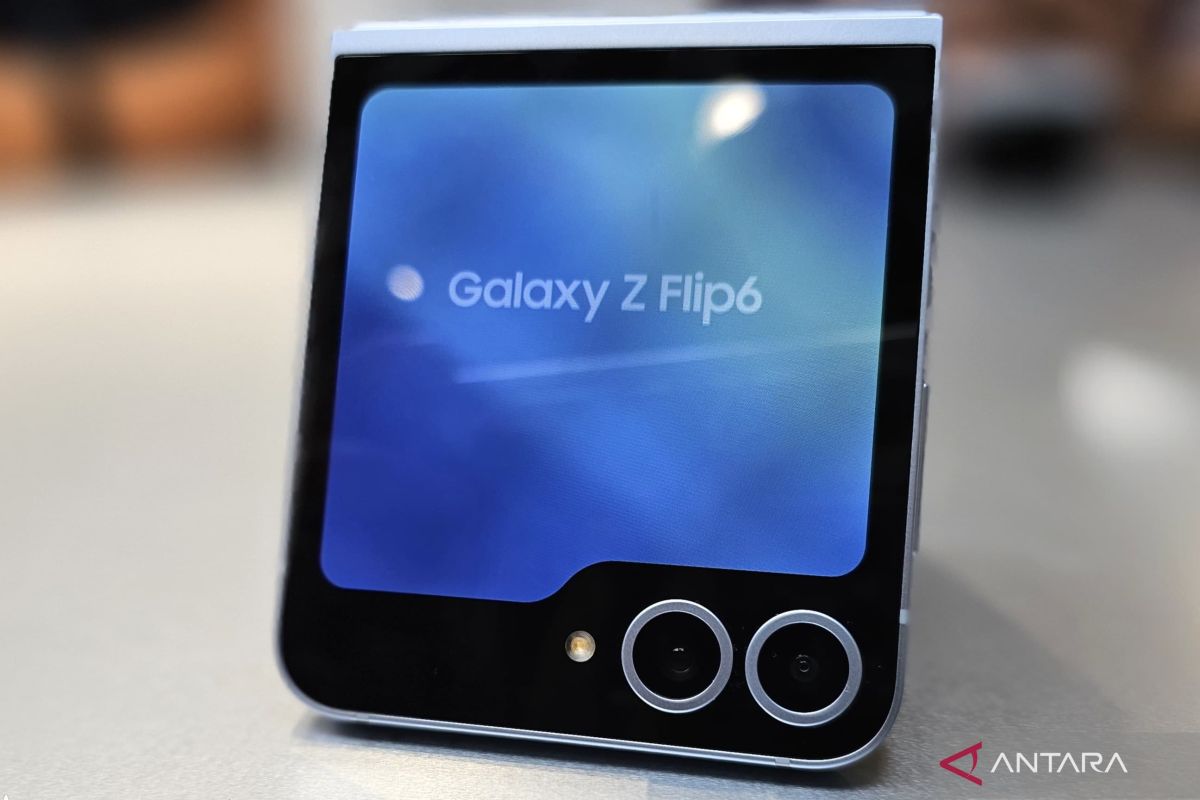 Ragam fitur di Galaxy Z Flip6 yang cocok untuk kreator konten olahraga