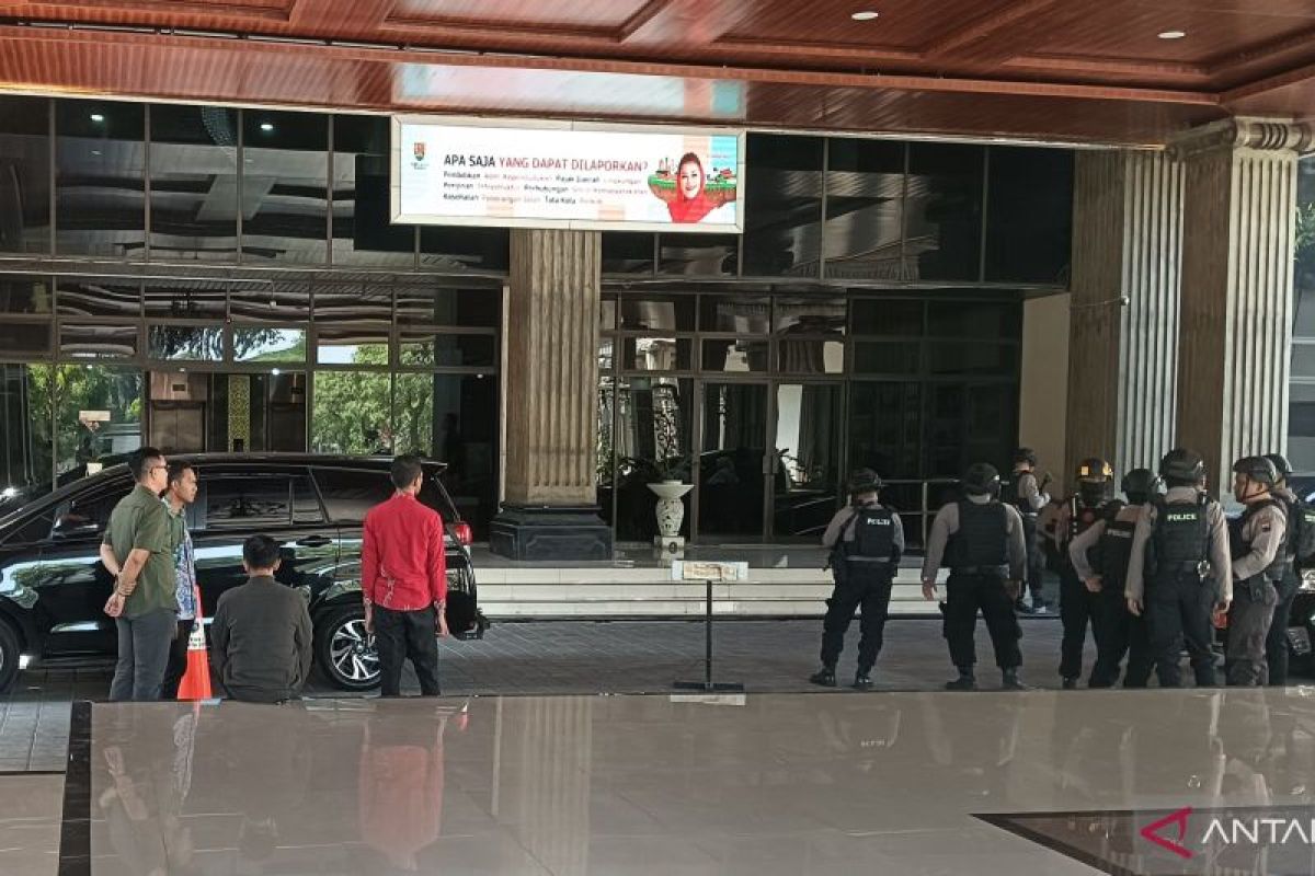 KPK kembali geledah Kantor Balai Kota Semarang