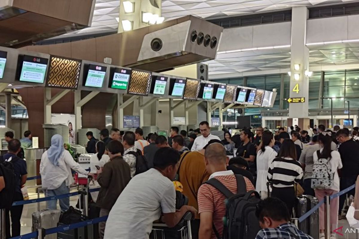 Gangguan IT global pengaruhi layanan maskapai di Bandara Soetta