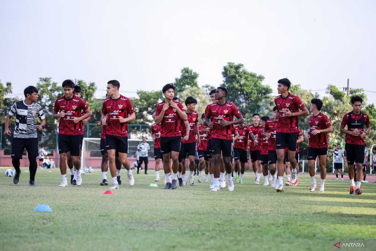 AFF U-19: Indra Sjafri ajak pemain evaluasi diri jelang lawan Kamboja