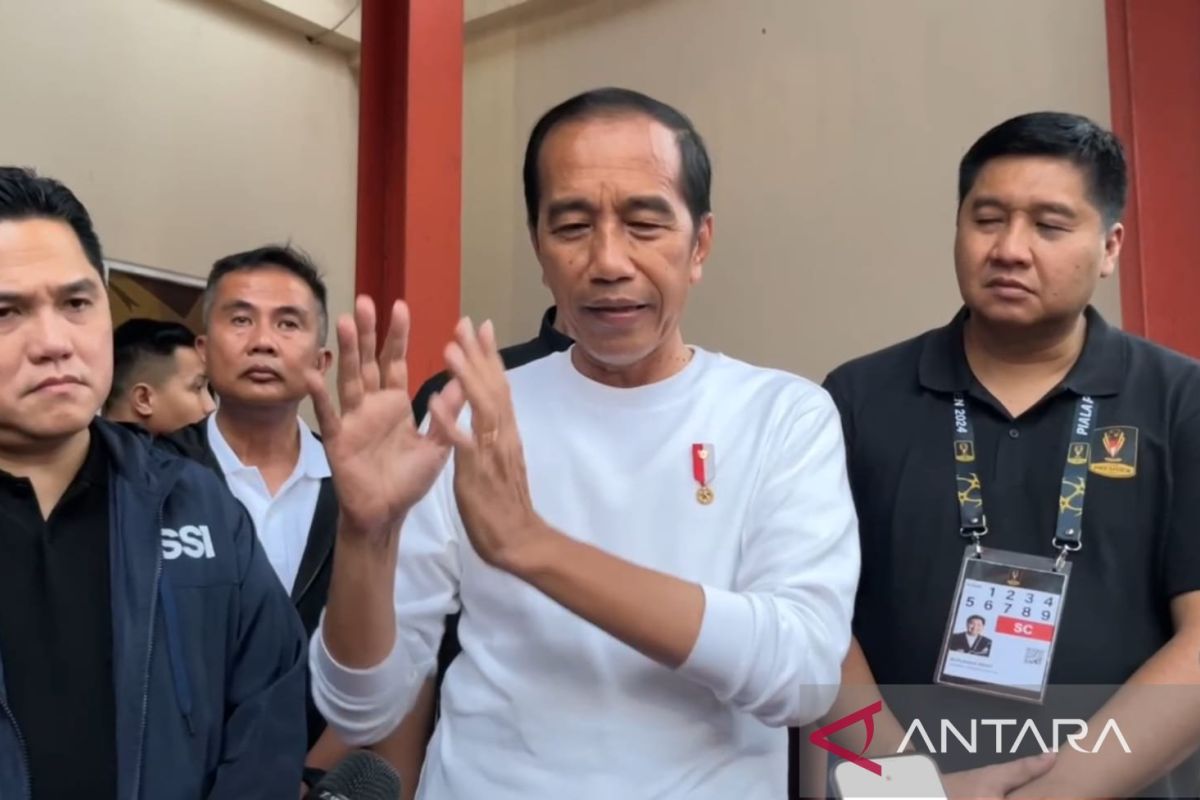 Jokowi enggan tanggapi revisi UU TNI-Polri