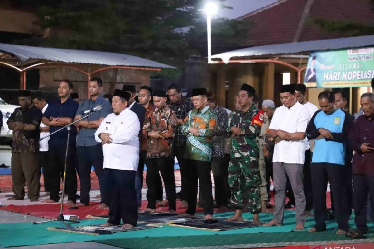 Pj Bupati Bekasi blusukan dua hari di Muaragembong