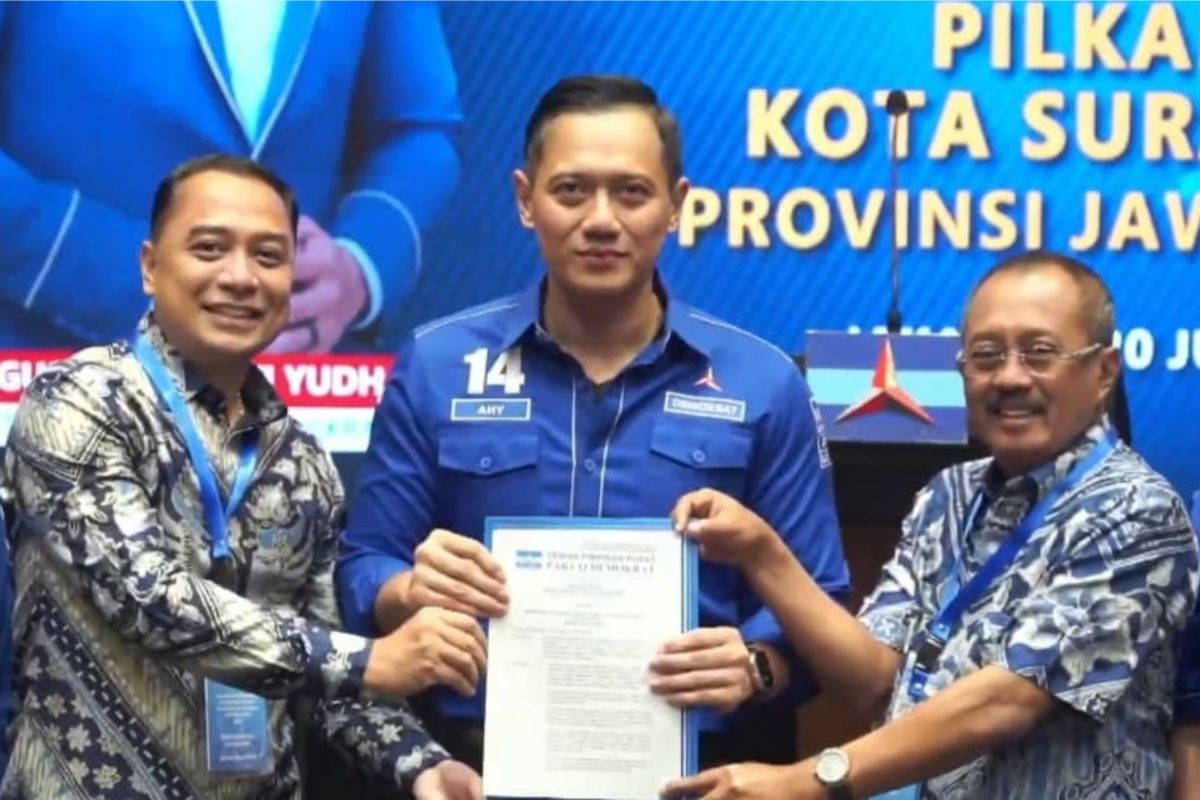 Partai Demokrat resmi usung Eri-Armuji di Pilkada Surabaya