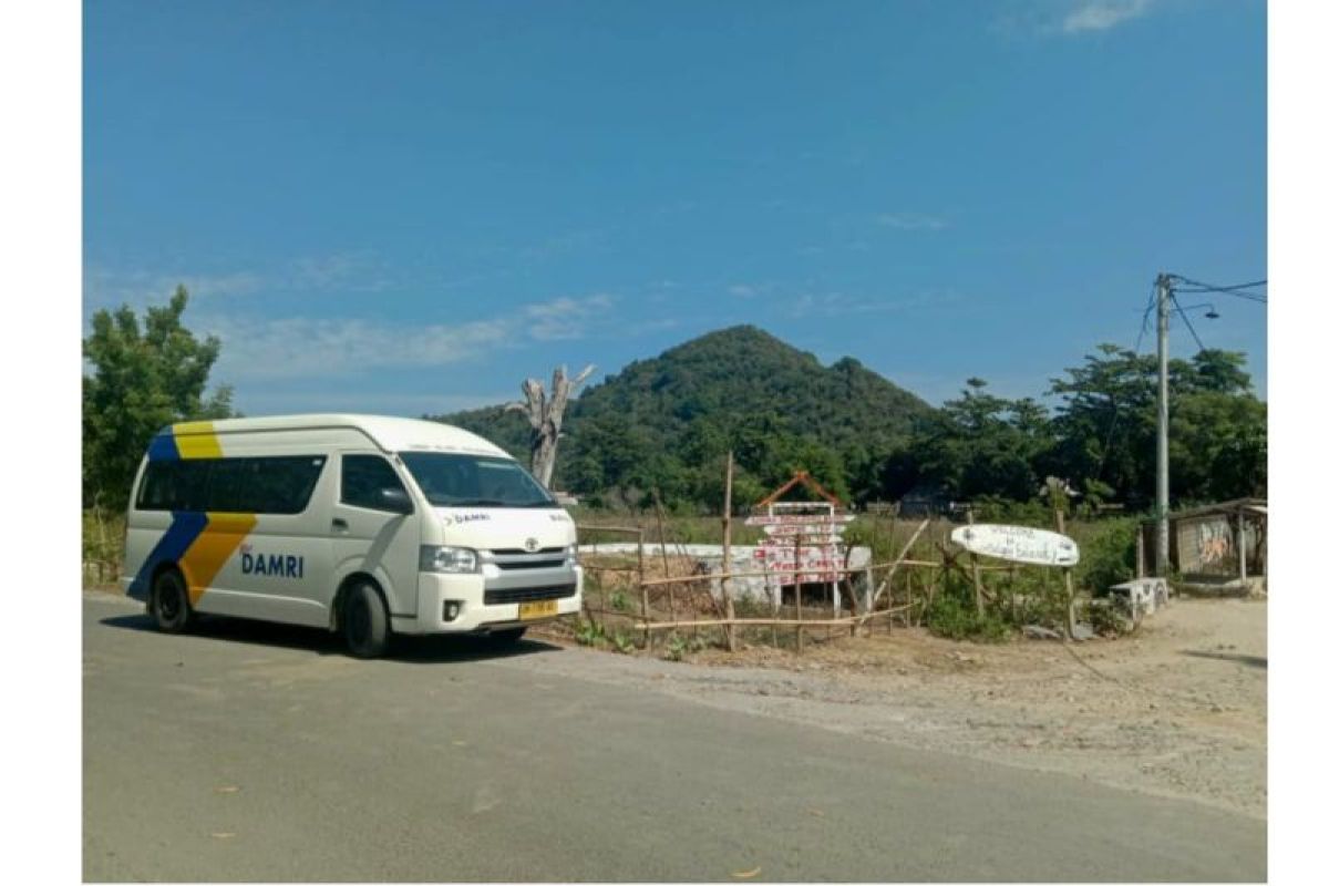 DAMRI Hadirkan Paket Bundling dari Bandara Lombok ke Pantai Selong Belanak hingga Geopark Sembalun Rinjani