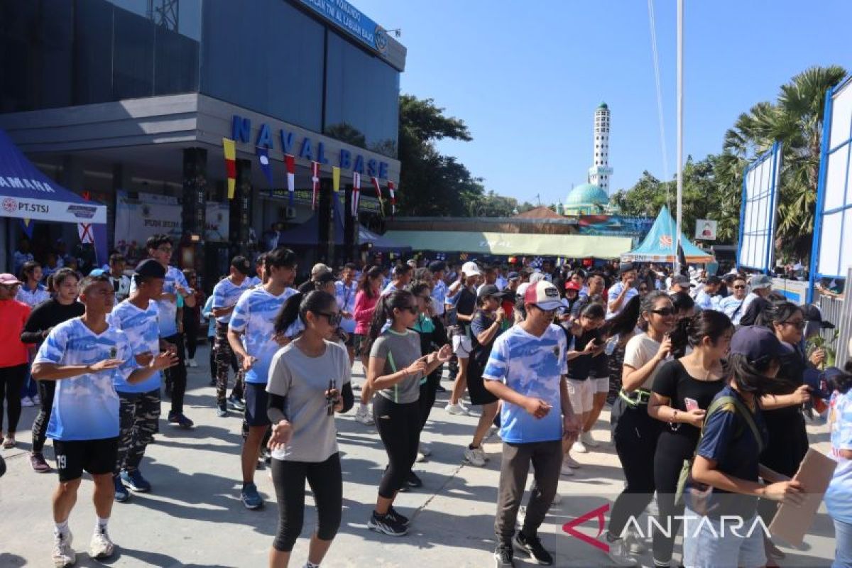 Lanal Labuan Bajo gelar Run and Fun Walk