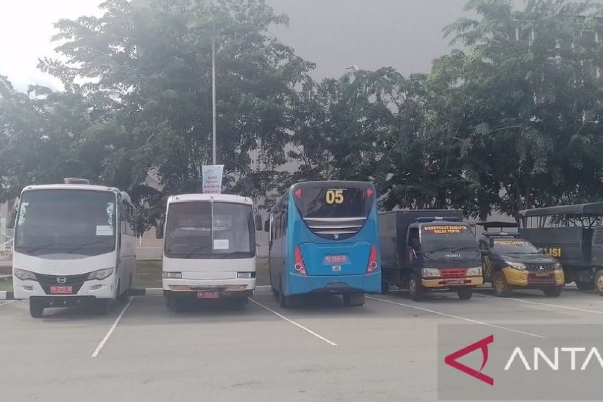 Enam bus Pemkab Jayapura disiapkan angkut pelajar sukseskan HAN 2024