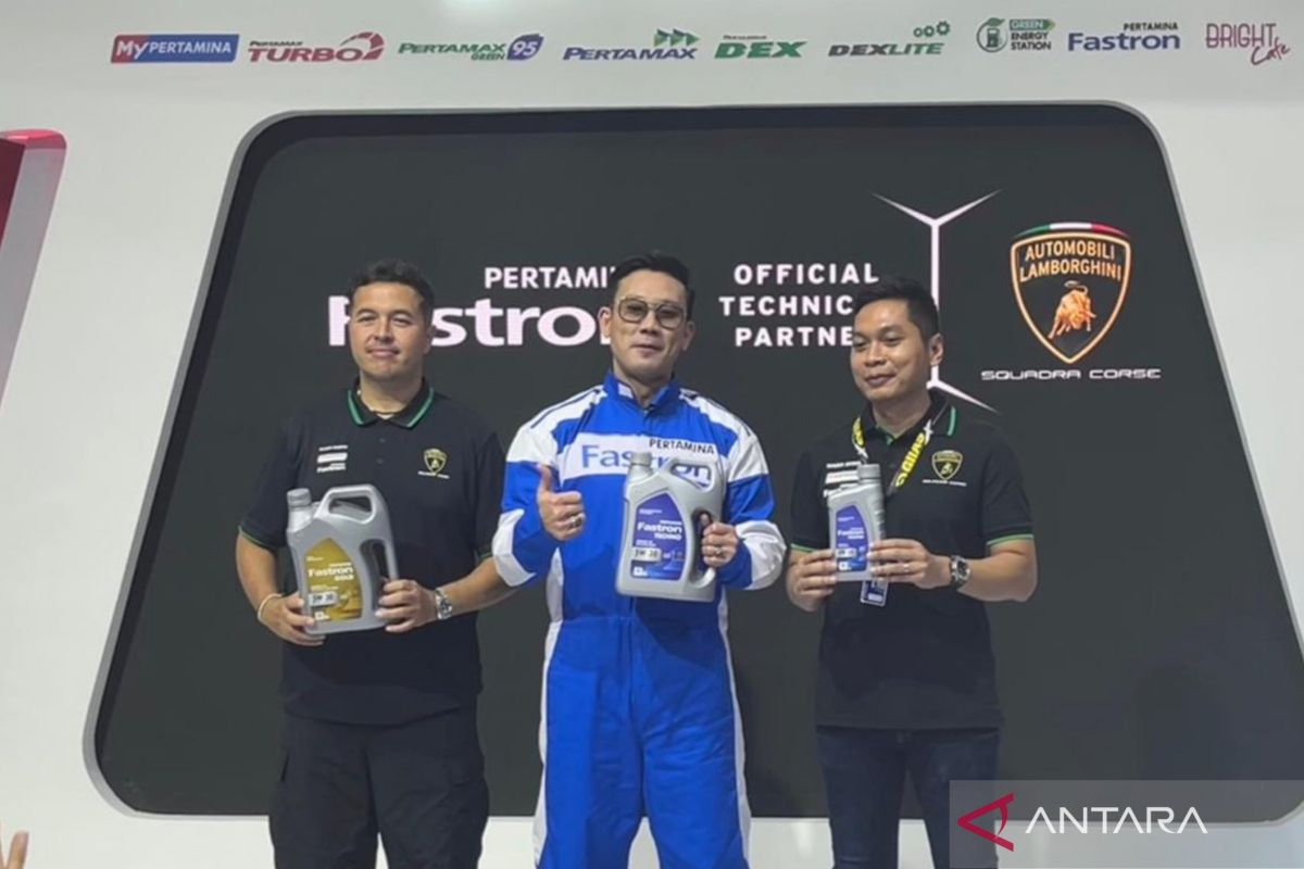 Rifat Sungkar dan Denny Sumargo bagikan kiat pilih oli mobil