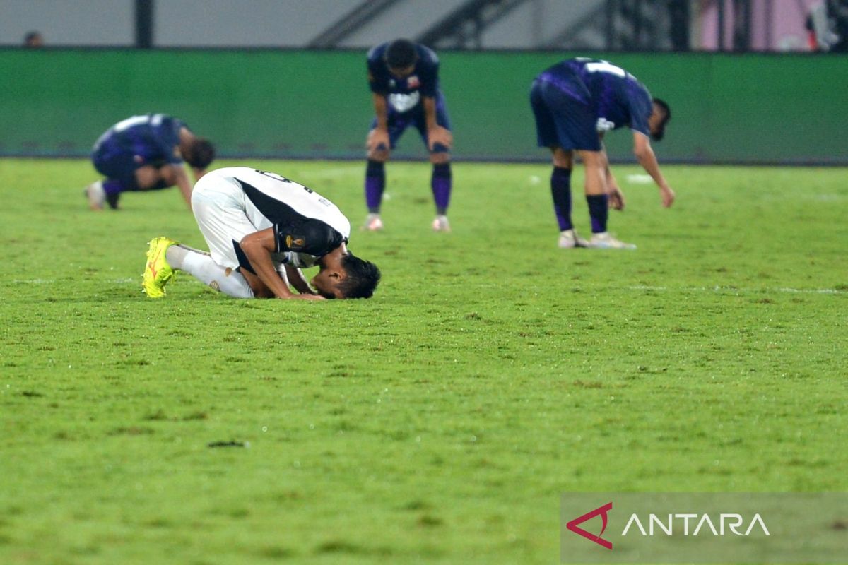 Persija bangkit dari ketinggalan untuk tahan imbang Arema 2-2