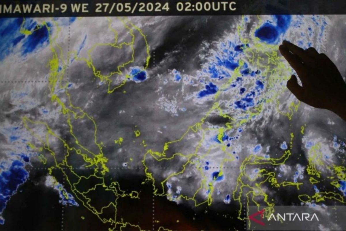 BMKG: Sulawesi-Papua waspada potensi hujan Siklon Tropis Gaemi